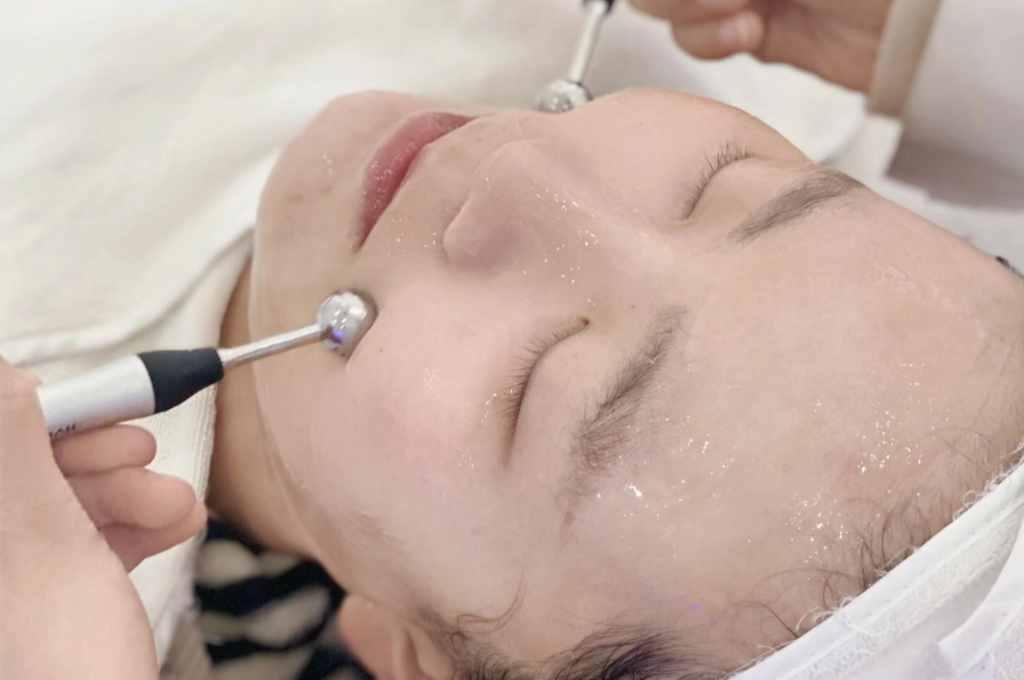 What Are the Symptoms of “Puffiness / Fluid Retention”?